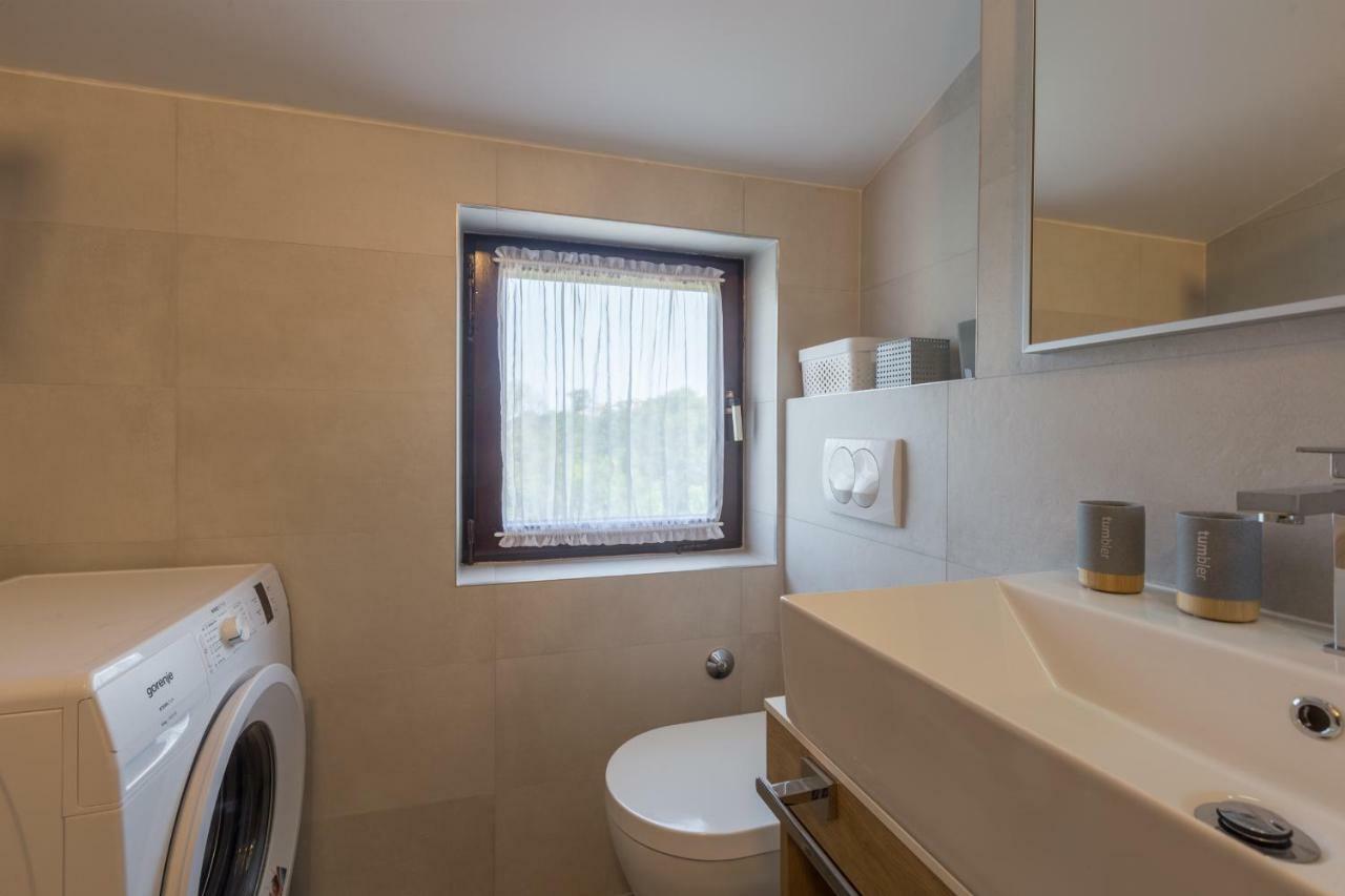 Apartment Lungera Pula Buitenkant foto
