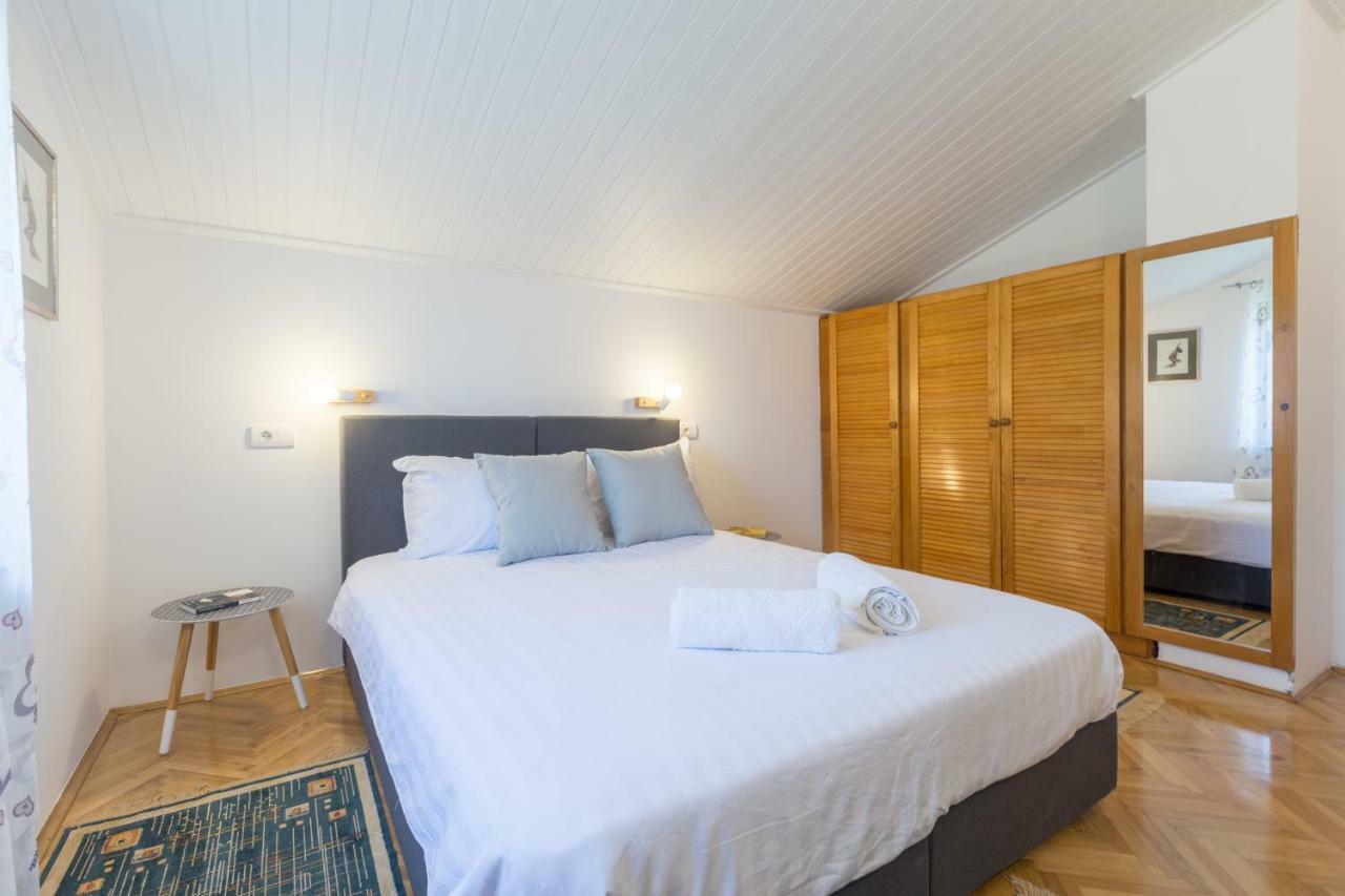 Apartment Lungera Pula Buitenkant foto