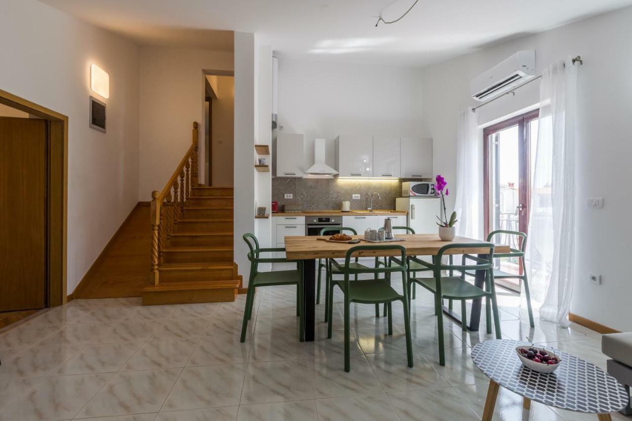 Apartment Lungera Pula Buitenkant foto